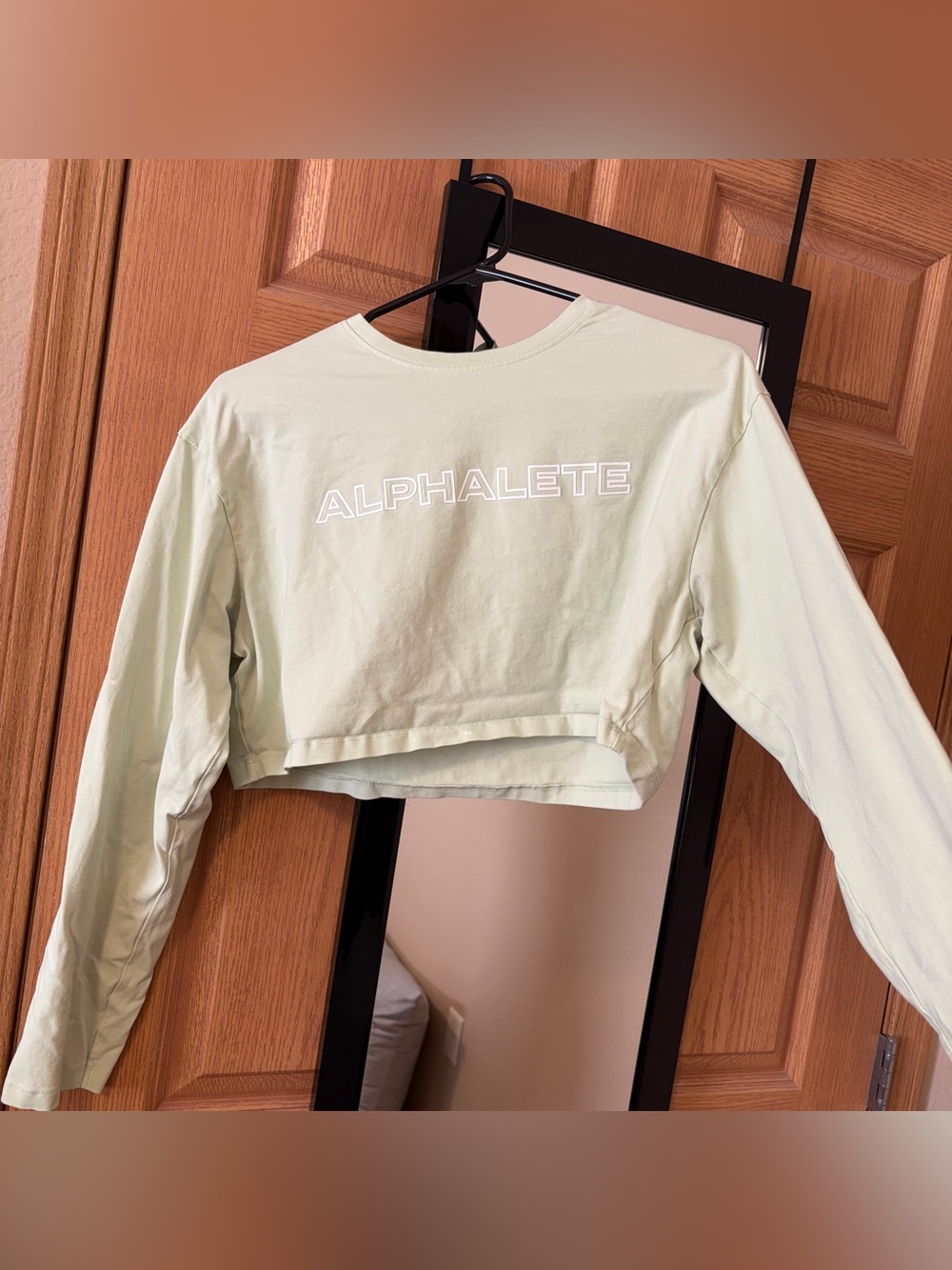 Alphalete Green Cropped Long Sleeve Top